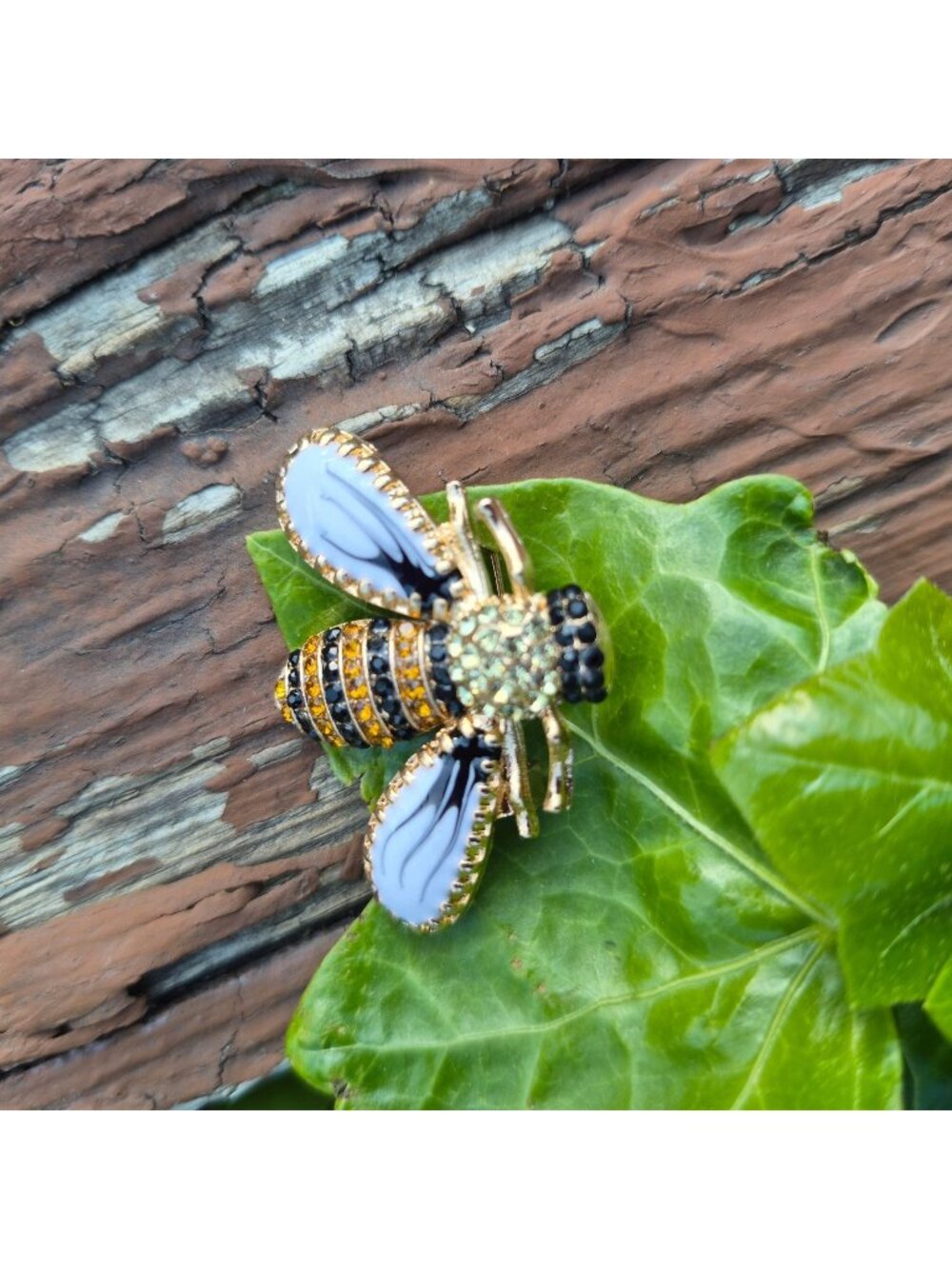 ⭐Elegant Large Gold Crystal Bumble Bee Brooch Pin Insect Jewelry Vintage Vibes⭐